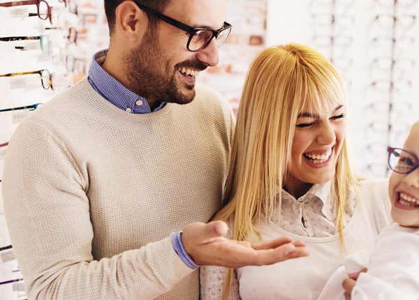 Scurt tratat de estetică: fizionomia și rama ochelarilor